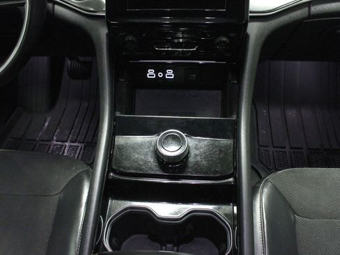 Used 2022 Jeep Grand Cherokee L Laredo image 22