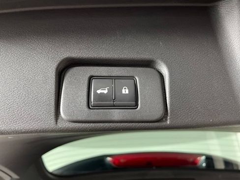 Used 2021 Nissan Rogue Platinum FWD image 51