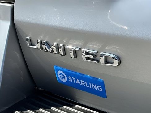 Used 2020 Ford Expedition Limited image 21