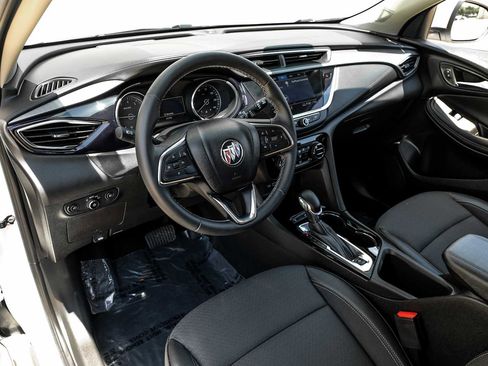 Used 2022 Buick Encore GX Select w/ Sport Touring Package FWD image 3