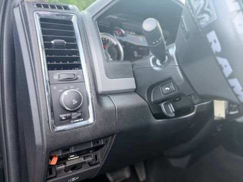 Used 2014 RAM 1500 Laramie AWD/4WD image 12
