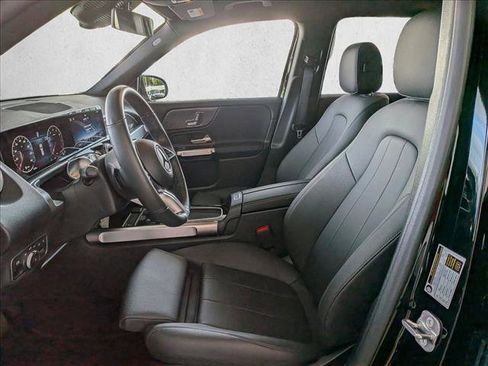 Certified 2025 Mercedes-Benz GLB 250 image 15