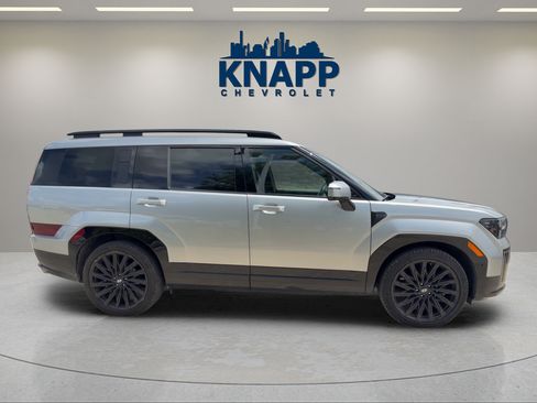 Used 2024 Hyundai Santa Fe Calligraphy FWD image 6