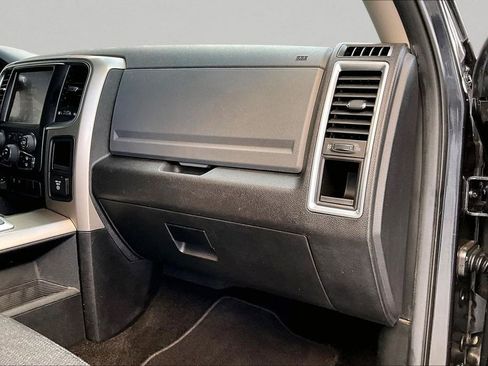 Used 2014 RAM 2500 SLT w/ Luxury Group image 25