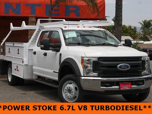 Used 2017 Ford F550 2WD Crew Cab Super Duty image 2