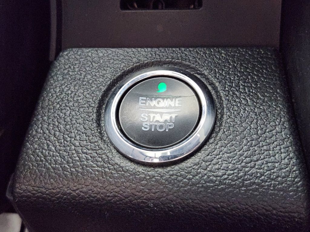 Used 2018 Ford F150 Lariat AWD/4WD image 26