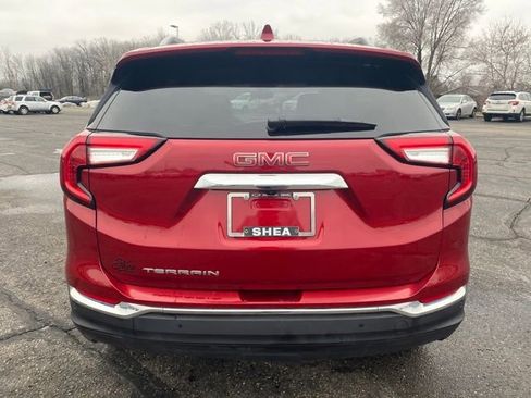 Certified 2023 GMC Terrain SLT w/ Tech Package image 4