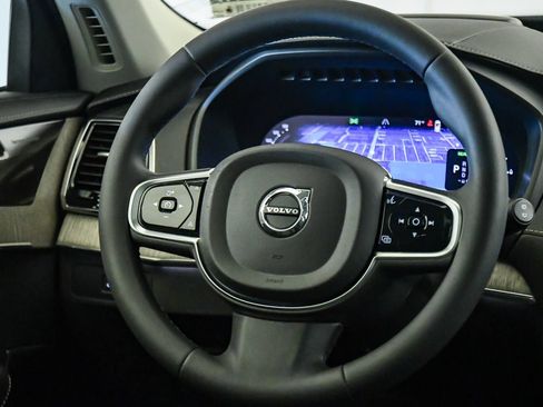 Certified 2023 Volvo XC90 T8 Ultimate AWD/4WD image 13