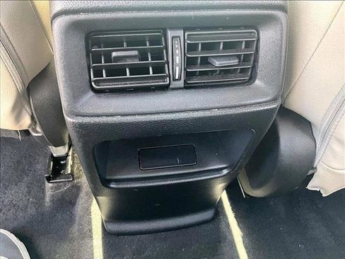 Used 2023 Honda CR-V EX-L image 25