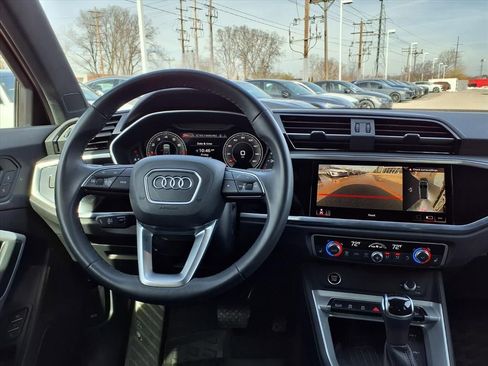 Used 2023 Audi Q3 2.0T Premium Plus image 11