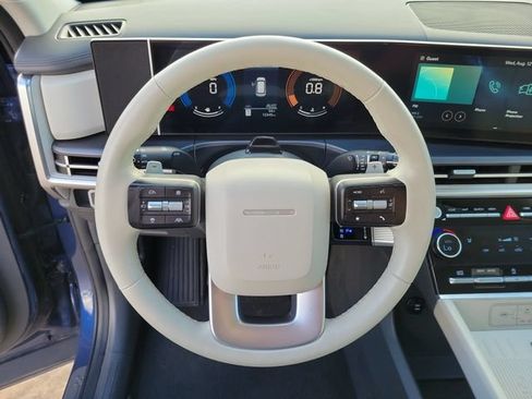 Used 2026 Hyundai Santa Fe SEL FWD image 19