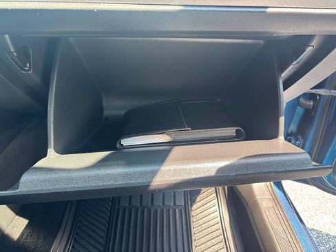 Used 2021 Volkswagen Jetta SE FWD image 35