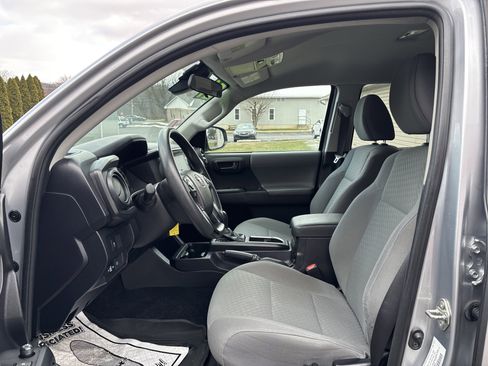 Used 2021 Toyota Tacoma SR image 12