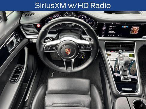 Used 2019 Porsche Panamera 4 AWD/4WD image 17