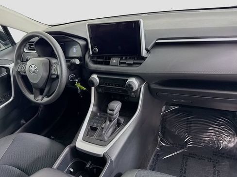 Certified 2025 Toyota RAV4 LE AWD/4WD image 29