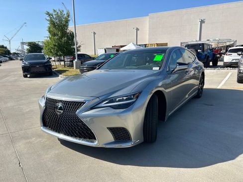 Used 2022 Lexus LS 500 w/ Interior Upgrade Package RWD image 7