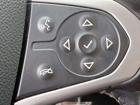 Used 2018 Chevrolet Colorado LT image 23