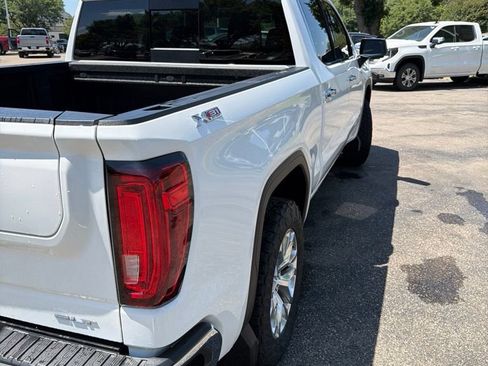Used 2020 GMC Sierra 1500 SLT w/ SLT Premium Plus Package AWD/4WD image 12
