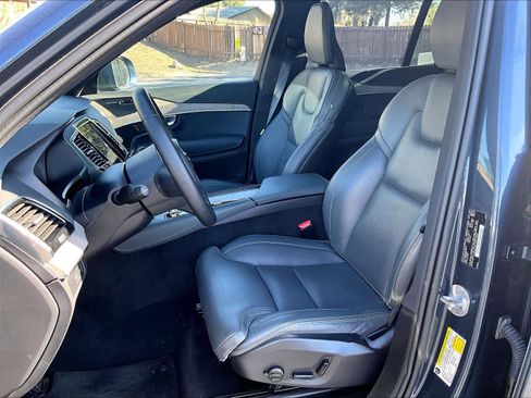 Used 2024 Volvo XC90 T8 Ultimate w/ Protection Package Premier image 28