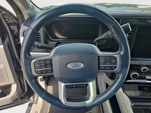 Used 2023 Ford F250 Limited AWD/4WD image 15