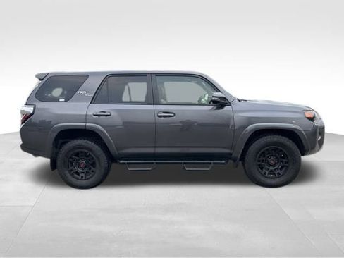 Used 2019 Toyota 4Runner TRD Off-Road Premium image 10