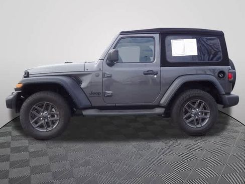 Used 2024 Jeep Wrangler Sport S image 2