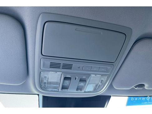 Certified 2020 Honda CR-V Touring image 24