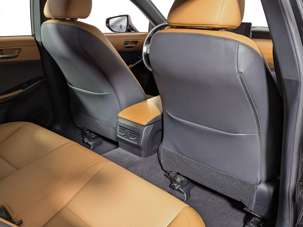 Used 2021 Lexus IS 300 AWD image 32