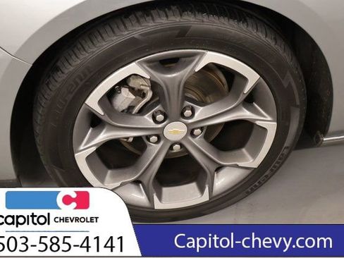 Used 2024 Chevrolet Malibu LT image 9