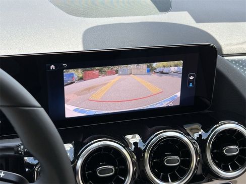 Certified 2026 Mercedes-Benz GLA 250 4MATIC image 17