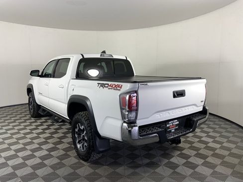 Used 2021 Toyota Tacoma TRD Off-Road image 7