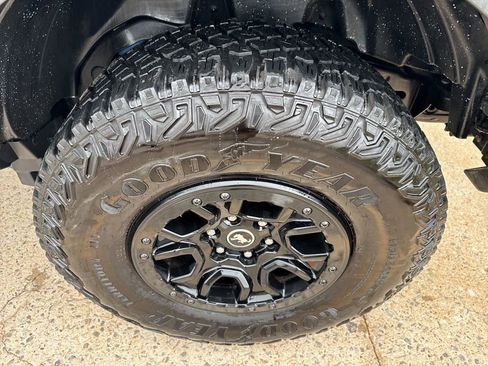 Used 2023 Ford Bronco Wildtrak AWD/4WD image 44