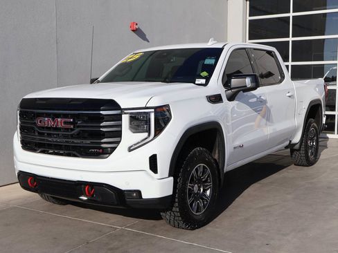 Used 2025 GMC Sierra 1500 AT4 AWD/4WD image 1
