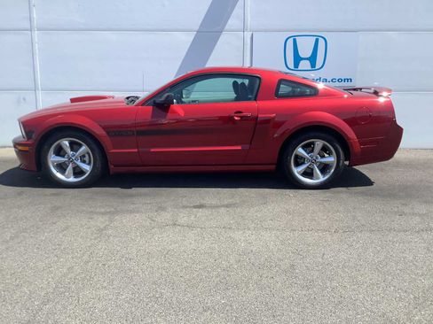 Used 2008 Ford Mustang GT Premium RWD image 2