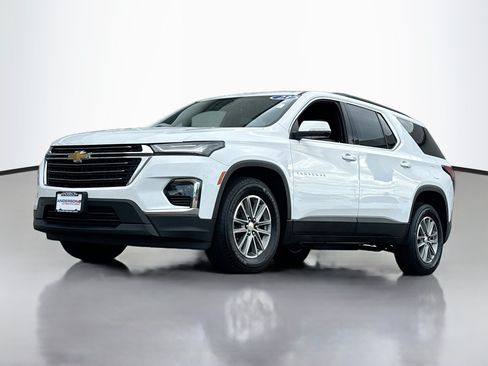 Used 2023 Chevrolet Traverse LT w/ LPO, Cargo Package AWD/4WD image 14