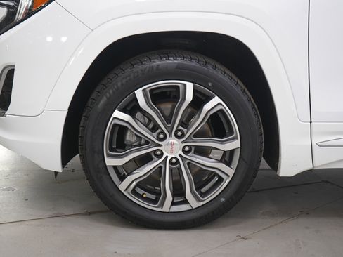 Used 2019 GMC Terrain Denali image 30