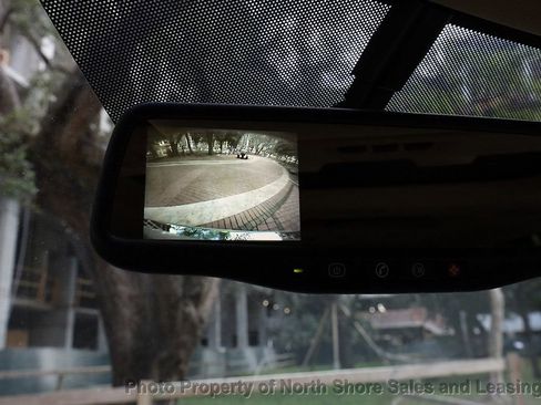 Used 2011 Buick Enclave CXL image 46