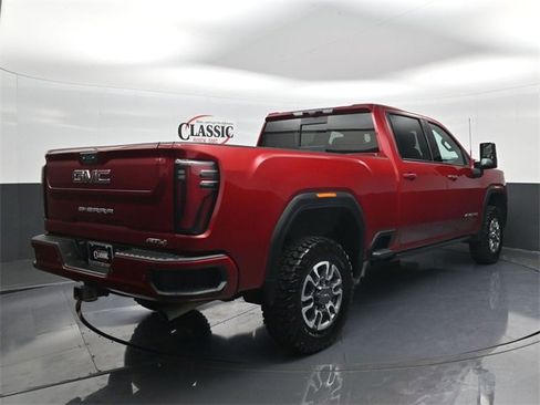 Used 2024 GMC Sierra 2500 AT4 w/ AT4 Premium Plus Package image 7