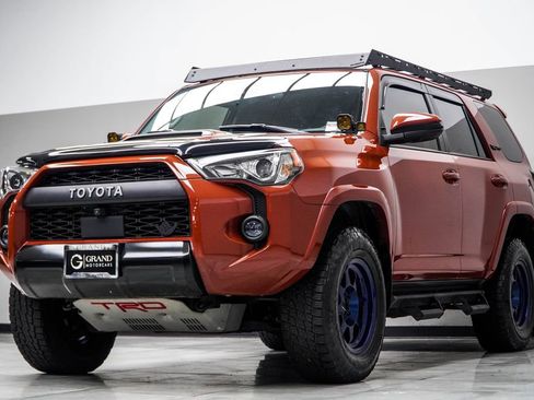 Used 2024 Toyota 4Runner TRD Pro AWD/4WD image 8