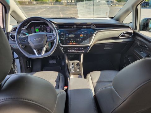Certified 2023 Chevrolet Bolt LT w/ Infotainment Package image 13