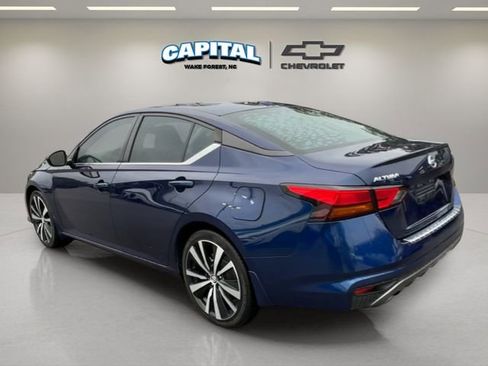 Used 2022 Nissan Altima 2.5 SR image 3