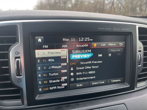 Used 2017 Kia Sportage SX image 32