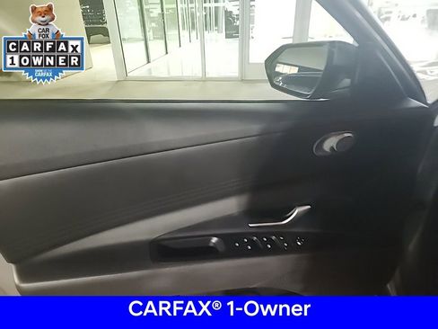 Used 2022 Hyundai Elantra SEL w/ Cargo Package image 2