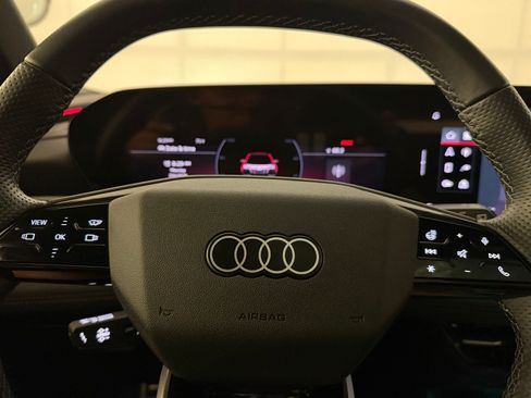 Certified 2025 Audi SQ6 e-tron Prestige w/ Black Edition One AWD/4WD image 11