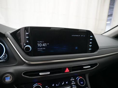 Used 2023 Hyundai Sonata SEL w/ Convenience Package image 6