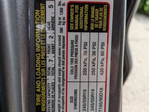 Used 2019 Toyota Highlander SE w/ Nightshade Edition AWD/4WD image 14