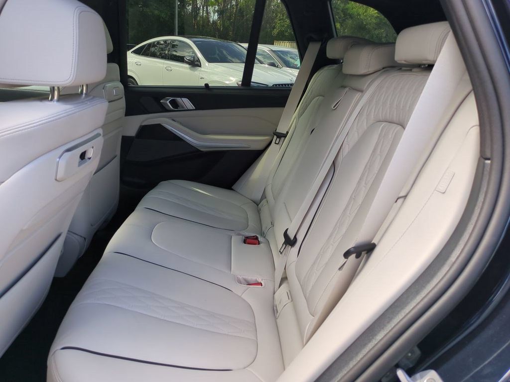 New 2026 BMW X5 M60i AWD/4WD image 14