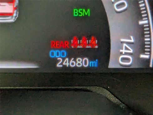 Certified 2025 Toyota RAV4 LE FWD image 27