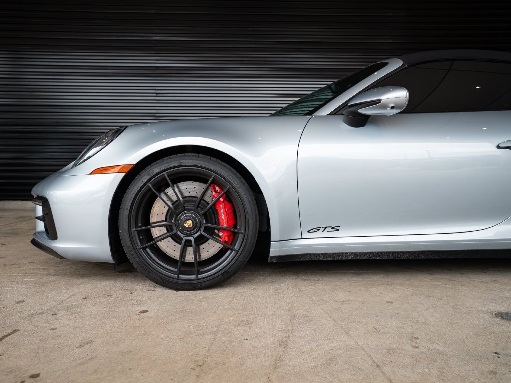 Certified 2022 Porsche 911 Targa 4 GTS AWD/4WD image 11