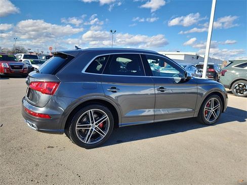 Used 2018 Audi SQ5 Prestige w/ Prestige Package image 2